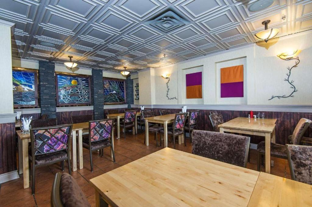 Coast High Country Inn Whitehorse Eksteriør bilde
