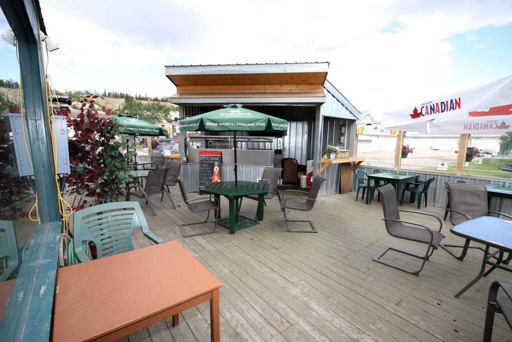 Coast High Country Inn Whitehorse Eksteriør bilde
